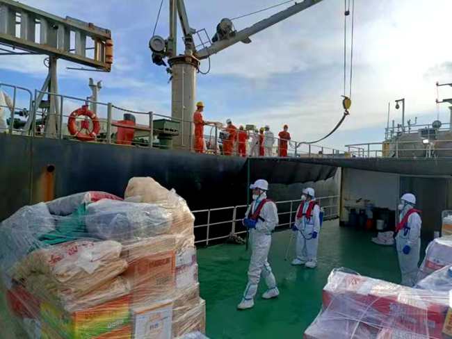 外輪錨泊口岸等候多日 福州海事部門為19名中國籍船員解決吃飯難題